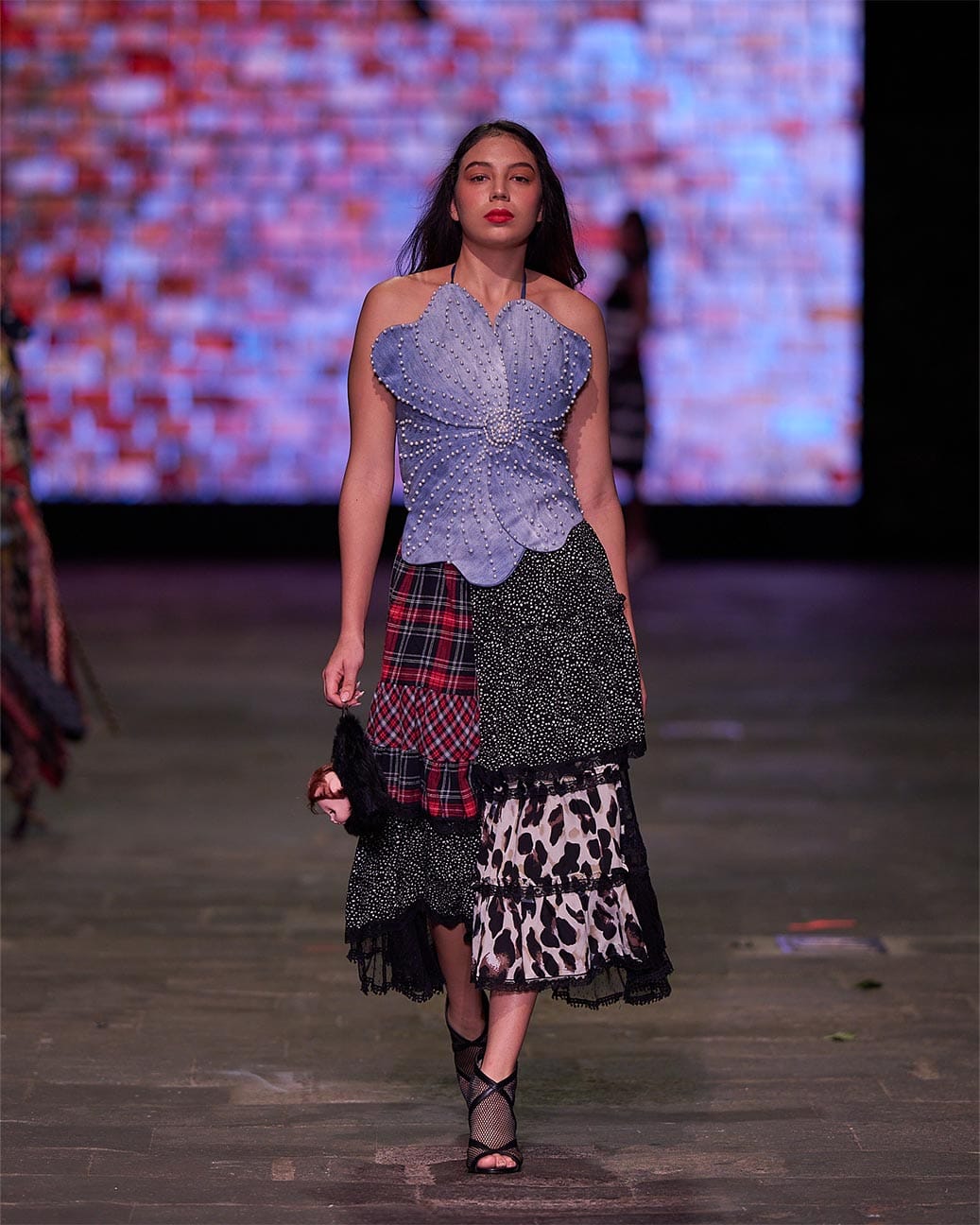 _0002_look24 _0002_look24